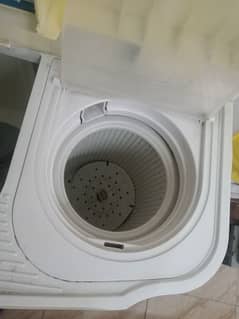 LG Semi Automatic Washing Machine Imported 0