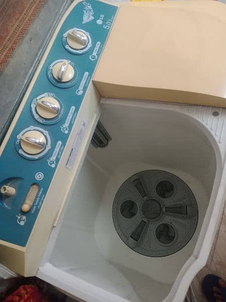 LG Semi Automatic Washing Machine Imported 4