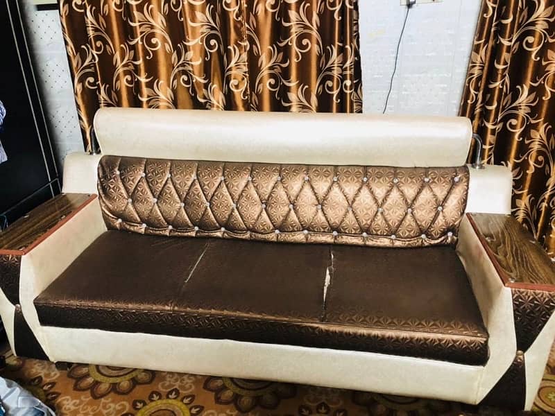 Sofa Set (3+1+1) Sheikhupura , New Look comfortable Sofa set 0