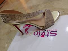 Stylo Heels available for sale size 9