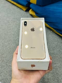 i phone X S MAX 64 gb Golden Colour with Box Pta Approved (single sim)