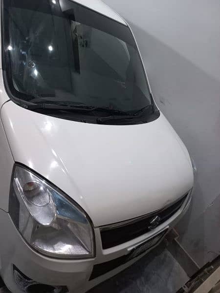 Suzuki Wagon R 2019 1