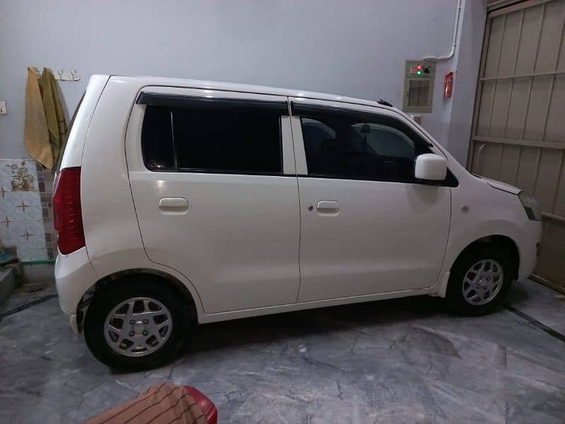 Suzuki Wagon R 2019 5