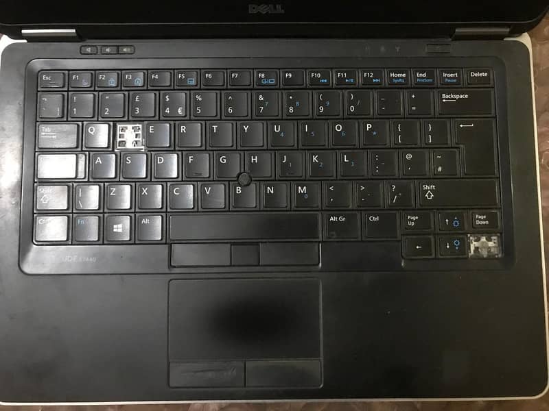 Dell Latitude E7440 | Selling | Core i5 4th gen instant selling 5