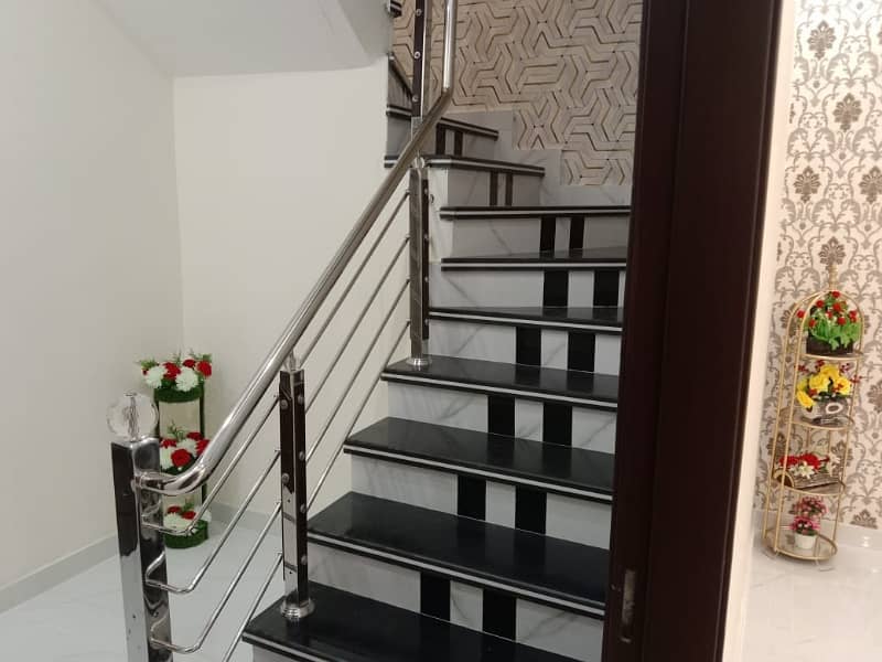 10 Marla Spanish Duplex House Available For Sale 30