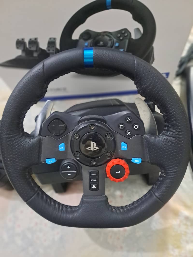 Logitech G29 Steering Wheel + Gear Shifter with Box 1