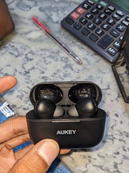 Aukey Ep-T30 wireless earpods New box pack available 1