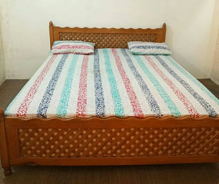 King size double bed 7