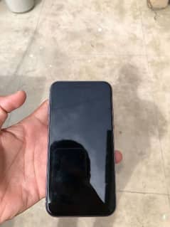 iPhone 11 64GB iCloud ID locked hai