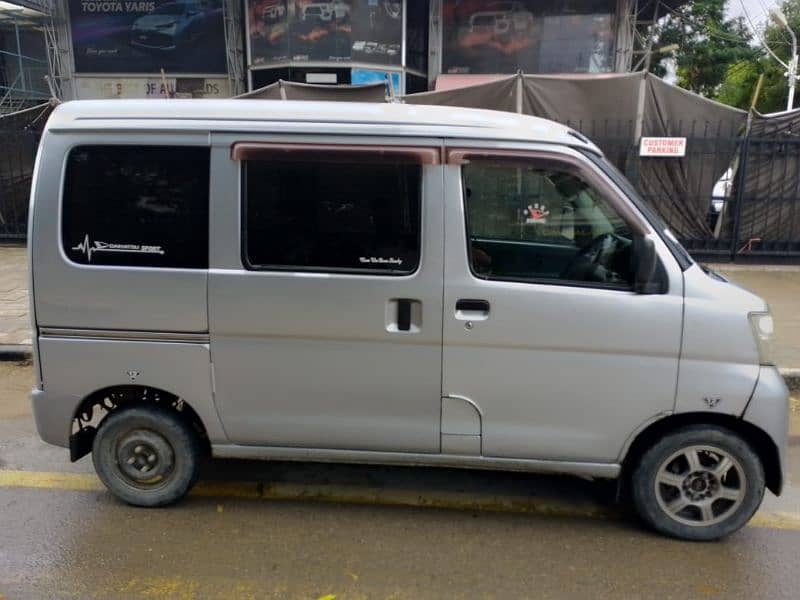 Daihatsu Hijet 2012 1