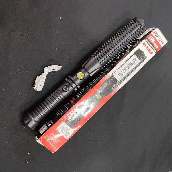 Outdoor Rechargeable Self Defence LED Flashlight 0