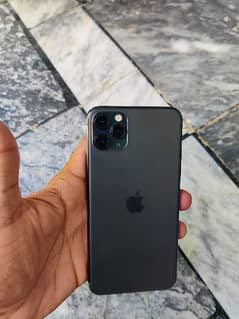 iphone 11 pro max 256 gb screen mn green lines hn  60k