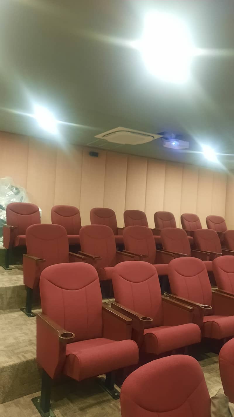 auditorium chairs 6