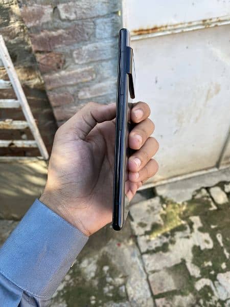 google pixel 6pro water pack 10/10 exchange possible 1