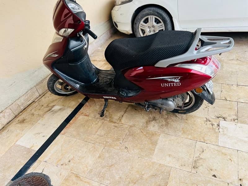 United Scooty 100CC Red Color 1