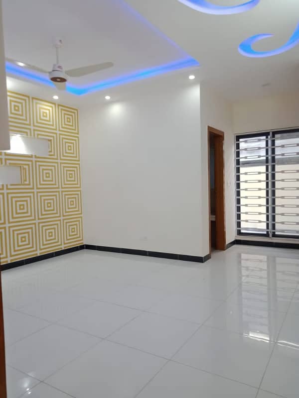 Beautiful Brand New Full House Available For Rent In D12 Islamabad 8