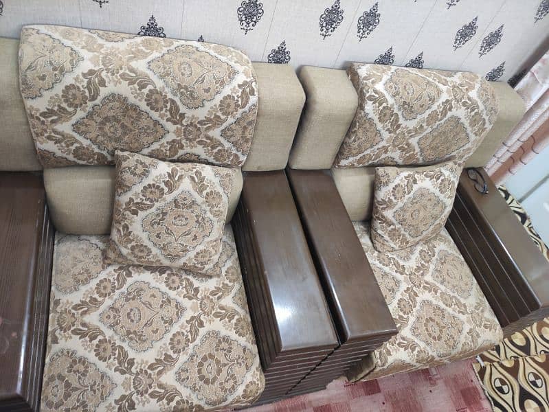 5 pcs Sofa set with 3 Tables 6