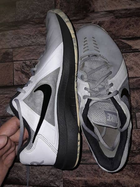 NIKE shoes AIR MAVIN LOW 1