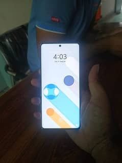 vivo v30 full box 9th warrinty.