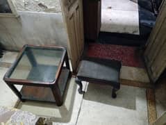 use bad side table & sofa