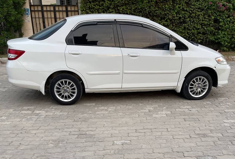 Honda City 2004 Automatic 6