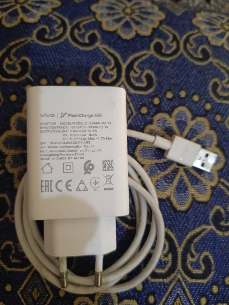 Vivo  ka orgnial 44W charger 1