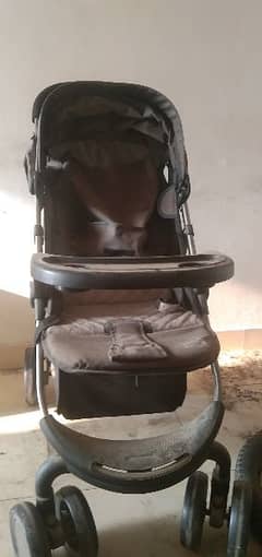 baby pram 10 by 10. condition only 1 month used ph no 03204193255