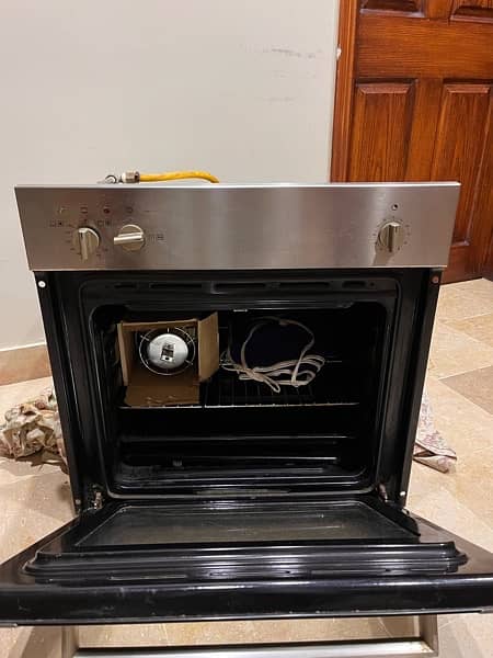 Built in electric oven 1