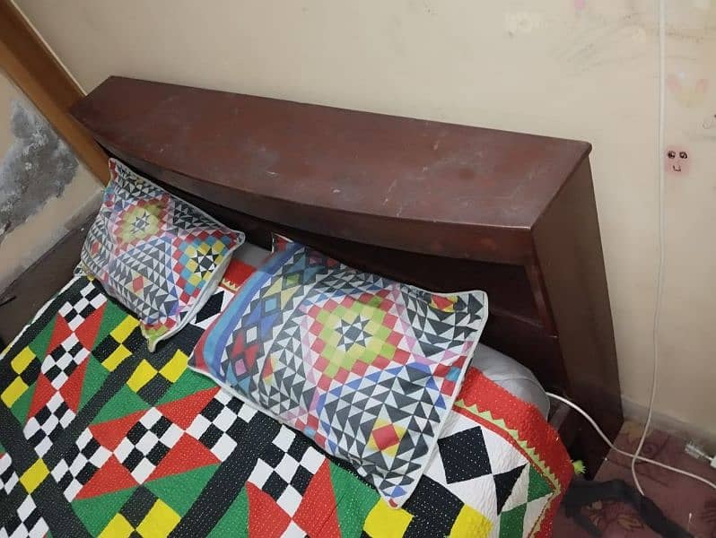 Excellent wooden bed for sale 3