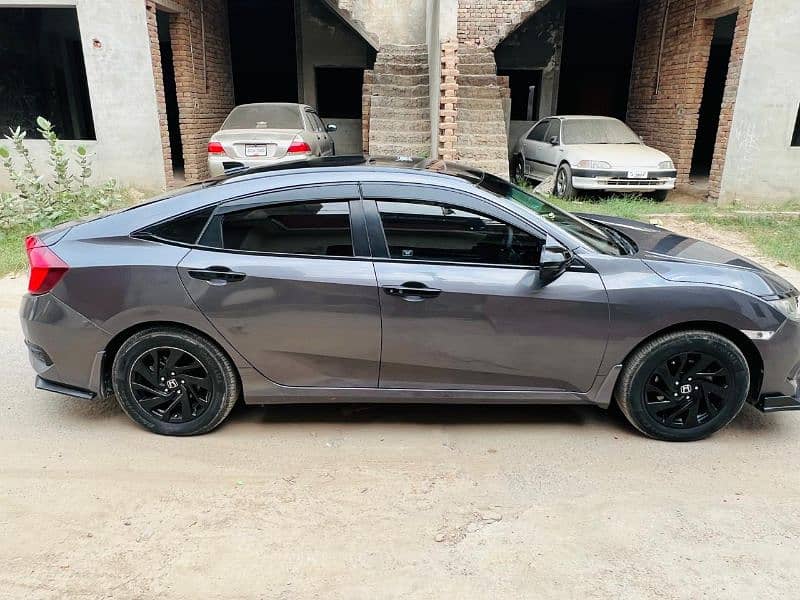 Honda Civic Oriel 2018 1