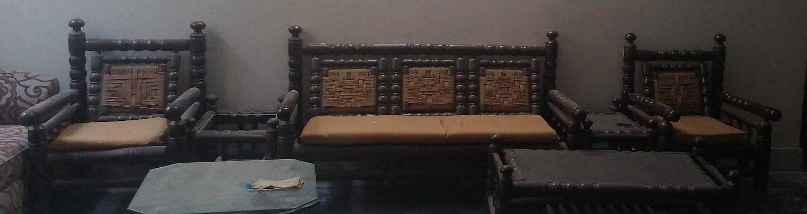 Sofa set for sale / Sofa sets / 3 Sofas set / Table set 1