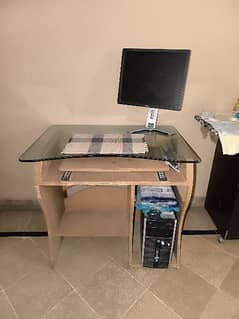 Computer Table + chair 0