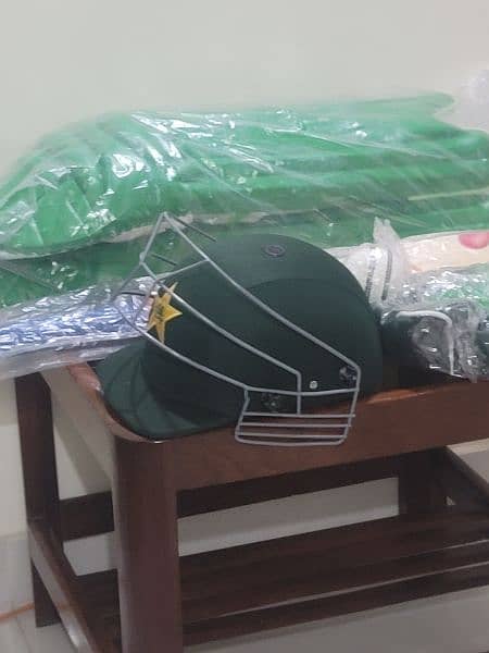 Cricket kit new. . not used. . . hard ball 11