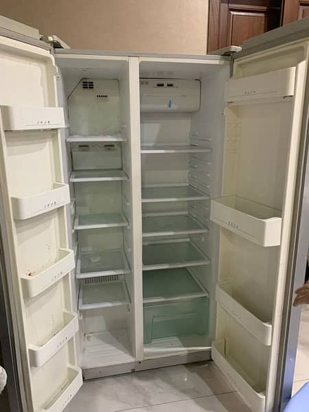 Haier Double Door Fridge and Freezer 1