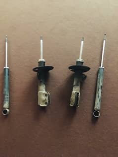 toyota vitz front back shocks 0