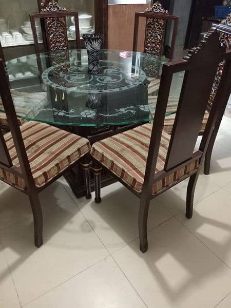 Dining table / Luxury Dinning Table / 6 Chairs / Top glass dining 6