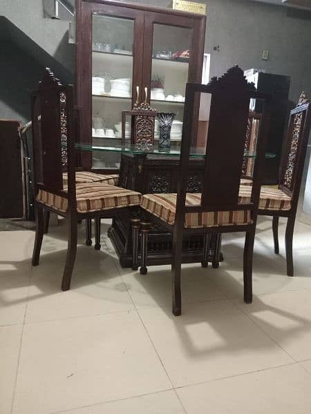 Dining table / Luxury Dinning Table / 6 Chairs / Top glass dining 7