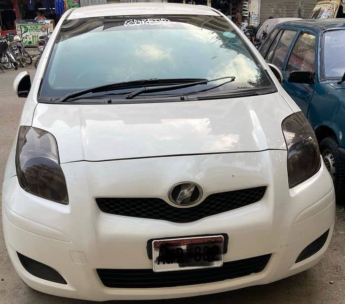 Toyota Vitz 2018 4