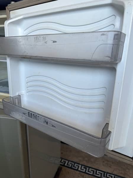 Used Dawlance Signature Refrigerator 4