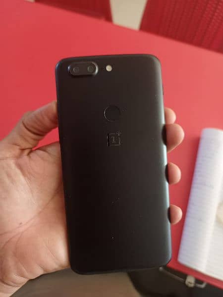 OnePlus 5T 6/64 urgent sale 1