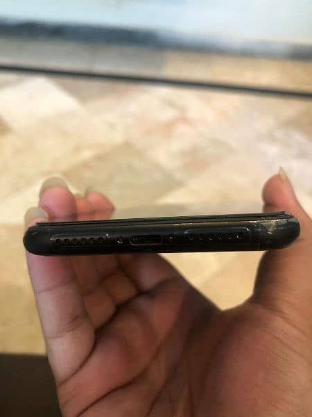 Iphone XR(JV) 128 gb Black with sim time 4