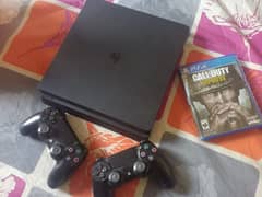 perfect condition PS4 SLIM 1 TB 0