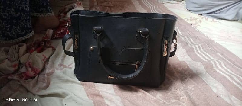 This is a hand bag 0