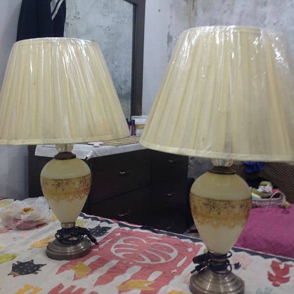 2 new  Chinese table lamps for sale 0