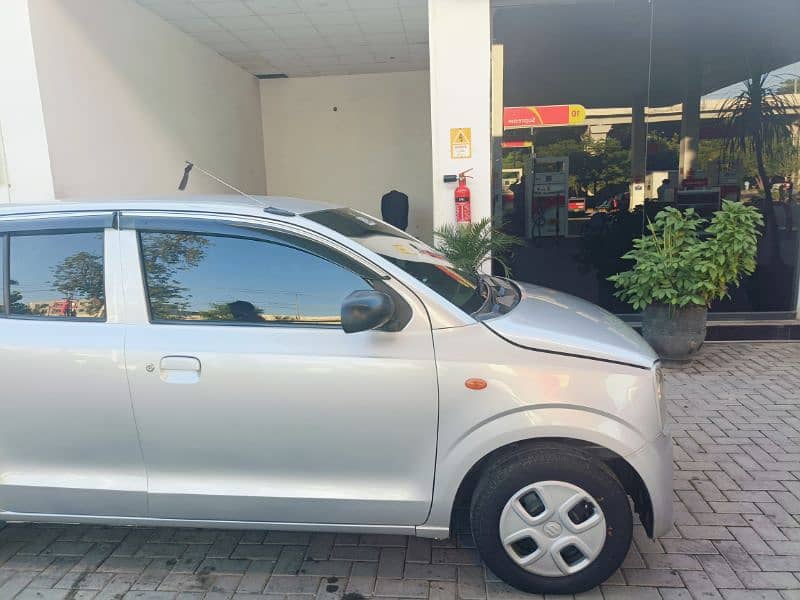 Suzuki Alto 2015 8