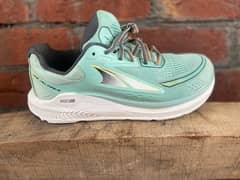 Altra brand shoes new conditions