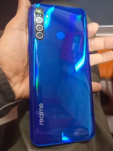 realme 5 4/64 0