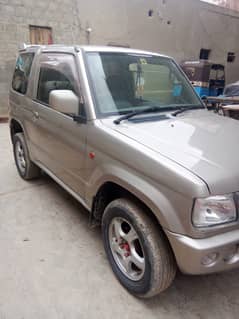 Mitsubishi Pajero 2000