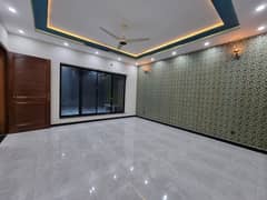 ONE KANAL UPPER PORTION AVAILABLE FOR RENT IN VALENCIA TOWN LAHORE