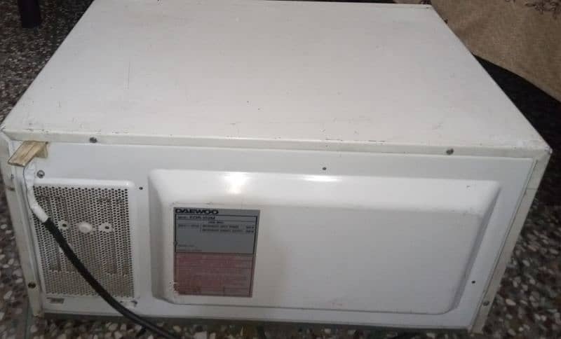 microwave oven for sale Daewoo company 4